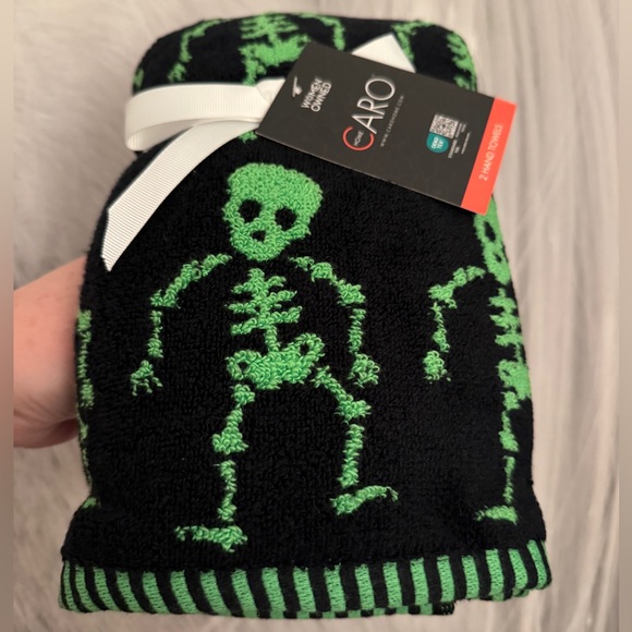 Caro Lime Green Stripe Skeleton Towel set - Picture 5 of 13